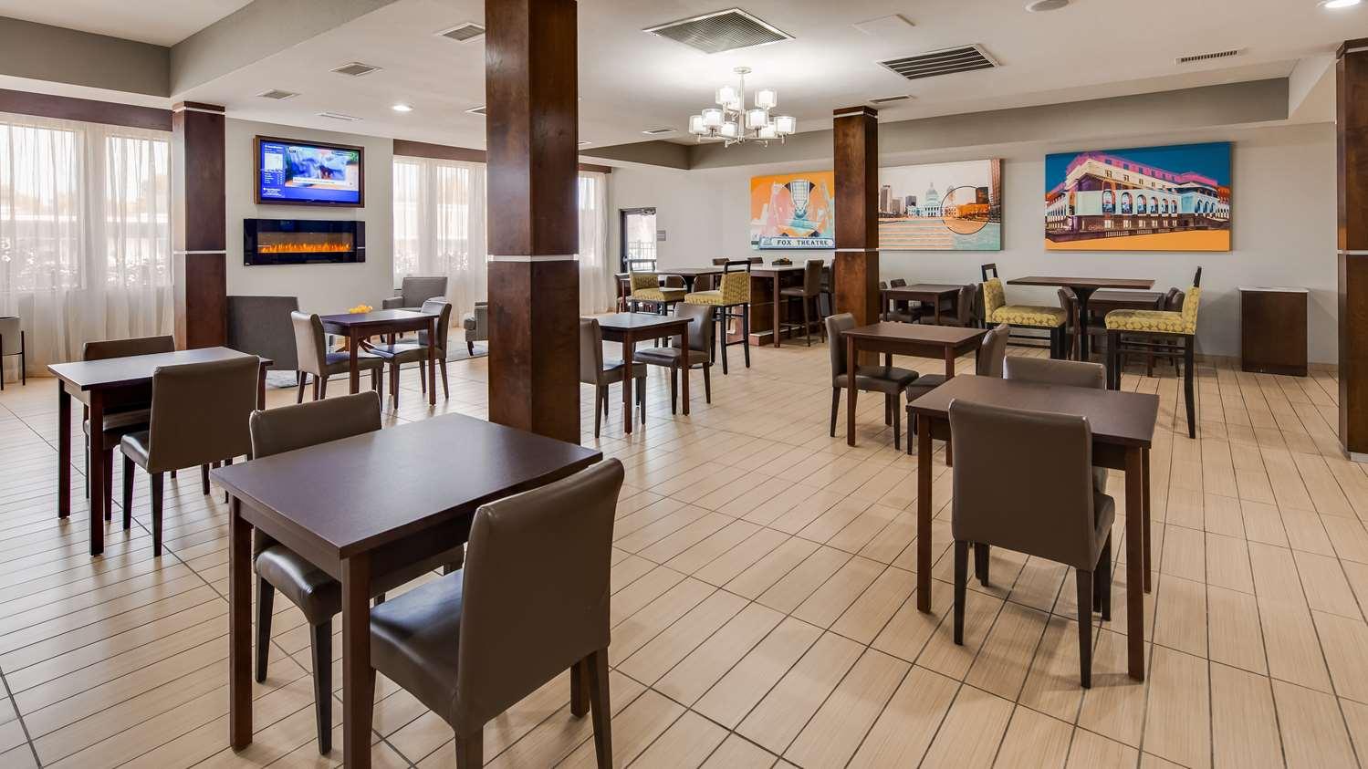 Best Western St. Louis Airport North Hotel & Suites Hazelwood Exterior photo