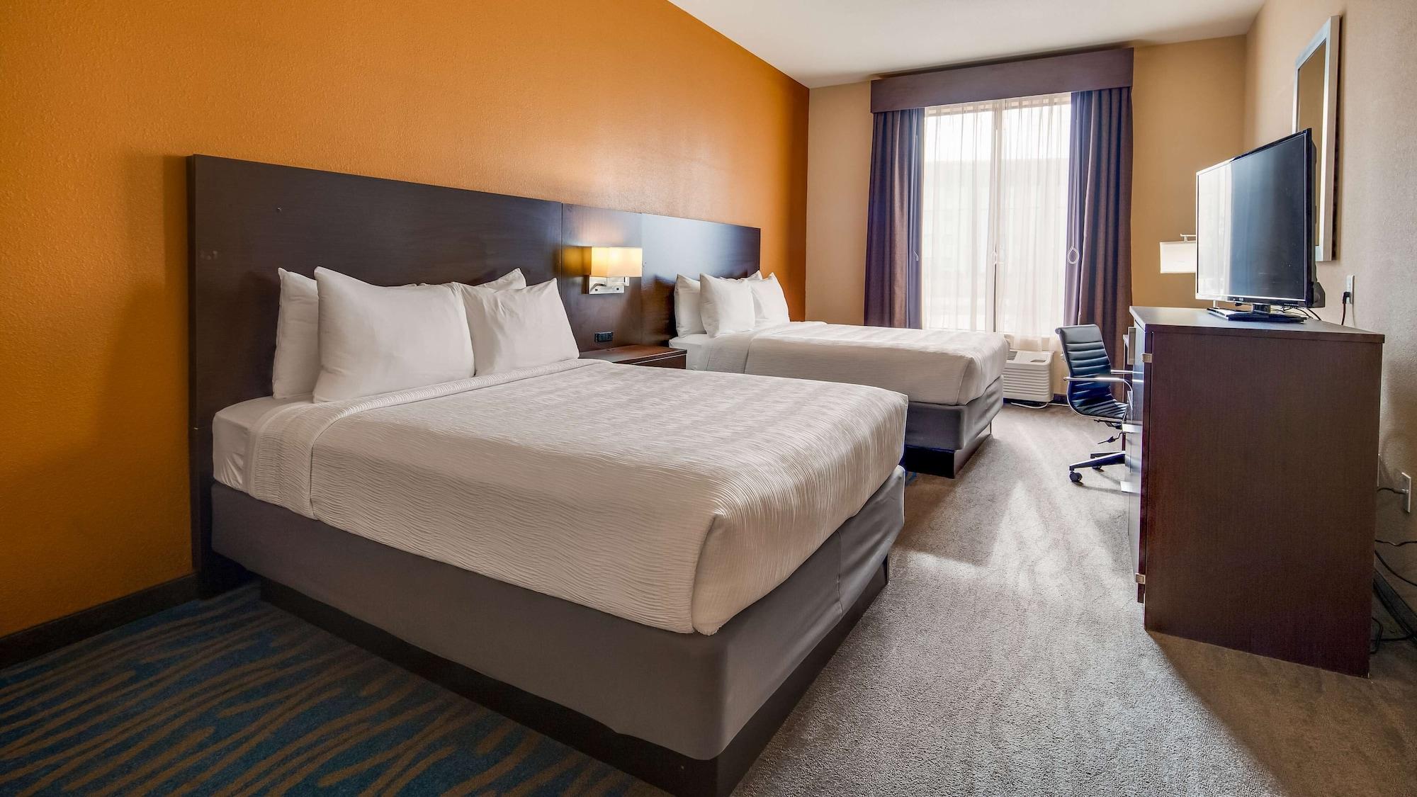 Best Western St. Louis Airport North Hotel & Suites Hazelwood Exterior photo